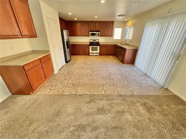 $2,295 | 584 Playa Linda Place, Las Vegas, NV 89138