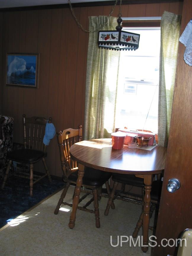 1804 West Co Road Gulliver, MI 49840 - Photo 16 of 29
