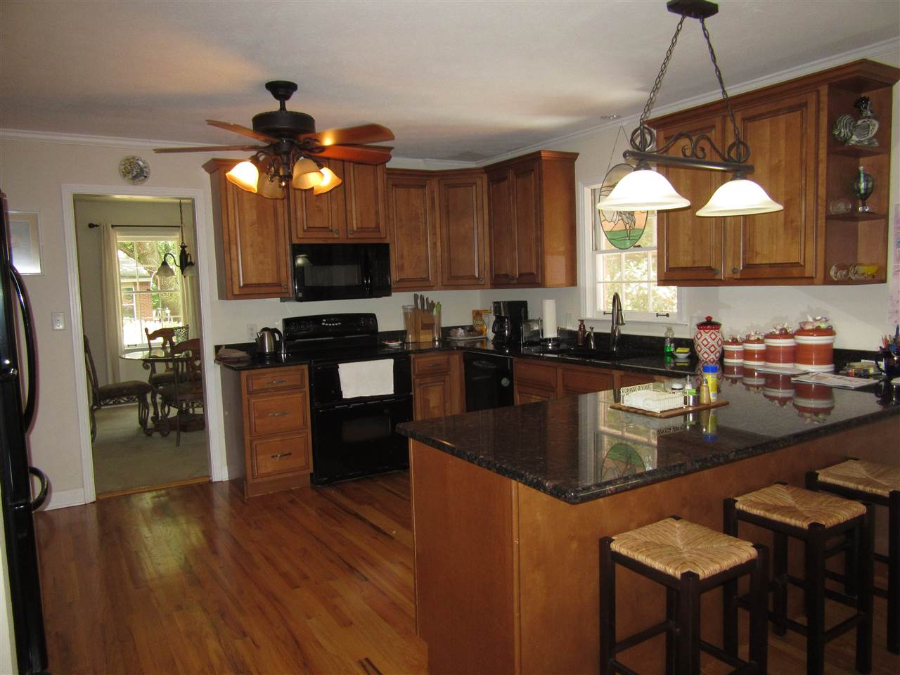 911 Lothian Drive Tallahassee, FL 32312 - Photo 21 of 25 Gallery Image 21