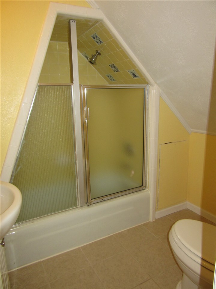 911 Lothian Drive Tallahassee, FL 32312 - Photo 3 of 25 Gallery Image 3