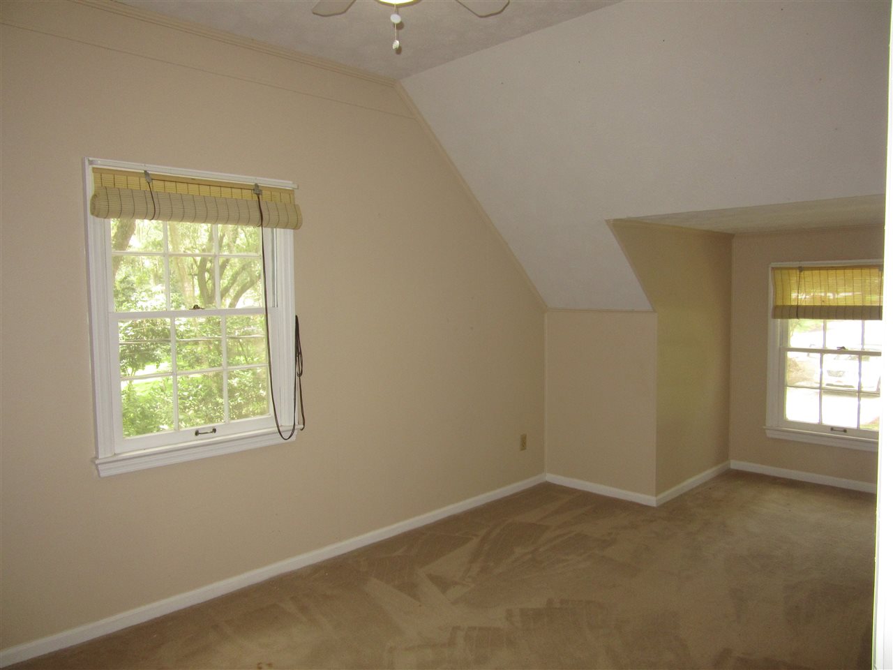 911 Lothian Drive Tallahassee, FL 32312 - Photo 5 of 25 Gallery Image 5