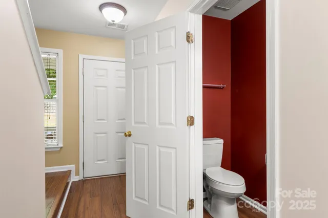 $287,500 | 6708 Vlosi Drive, Charlotte, NC 28226