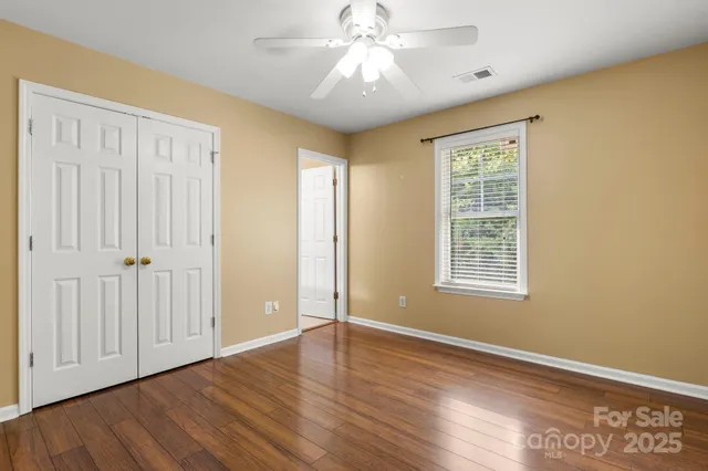 $287,500 | 6708 Vlosi Drive, Charlotte, NC 28226