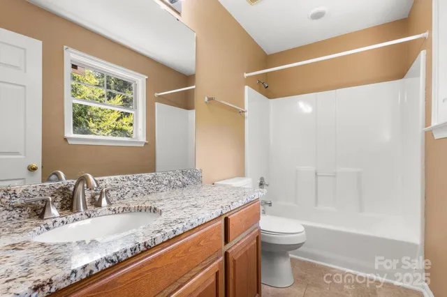 $287,500 | 6708 Vlosi Drive, Charlotte, NC 28226