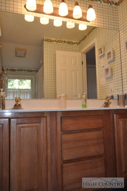 833 Pine Hill Road Boone, NC 28607 - Photo 14 of 32 Gallery Image 14