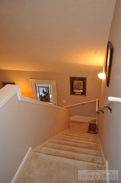 833 Pine Hill Road Boone, NC 28607 - Photo 10 of 32 Gallery Image 10