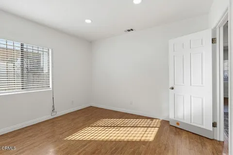 $2,300 | 1020 Cerritos Avenue, Long Beach, CA 90813