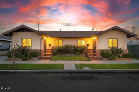 $2,300 | 1020 Cerritos Avenue, Long Beach, CA 90813