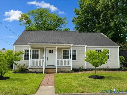 $329,950 | 323 Washington Avenue, Colonial Heights, VA 23834
