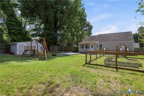 $329,950 | 323 Washington Avenue, Colonial Heights, VA 23834