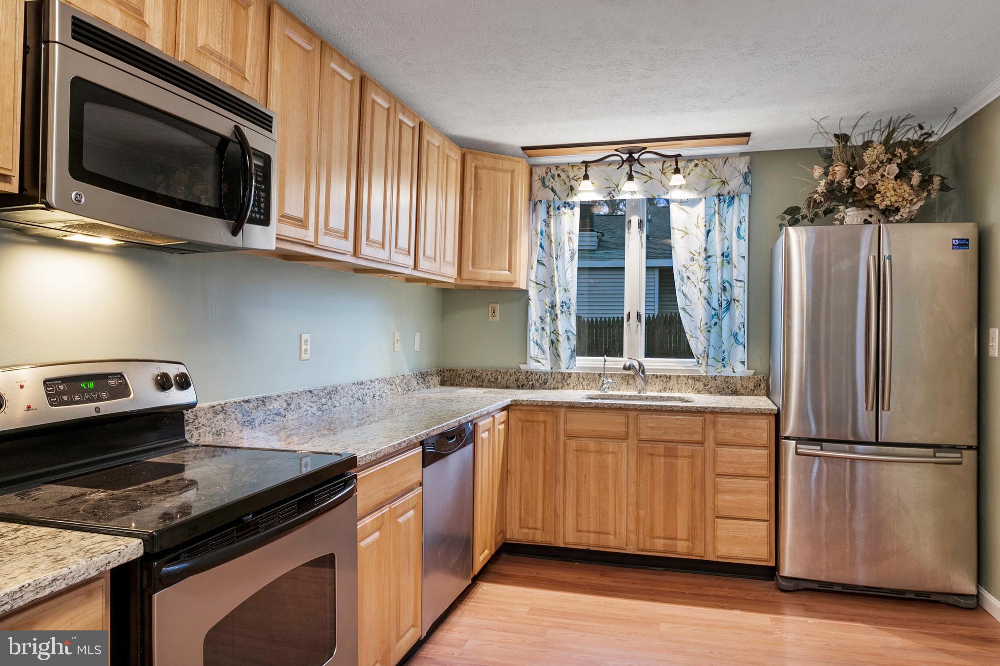 1807 Loreley Road Edgewater, MD 21037 - Photo 6 of 32