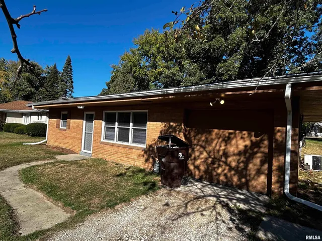 $1,199 | 2819 West Westport Road, Peoria, IL 61615