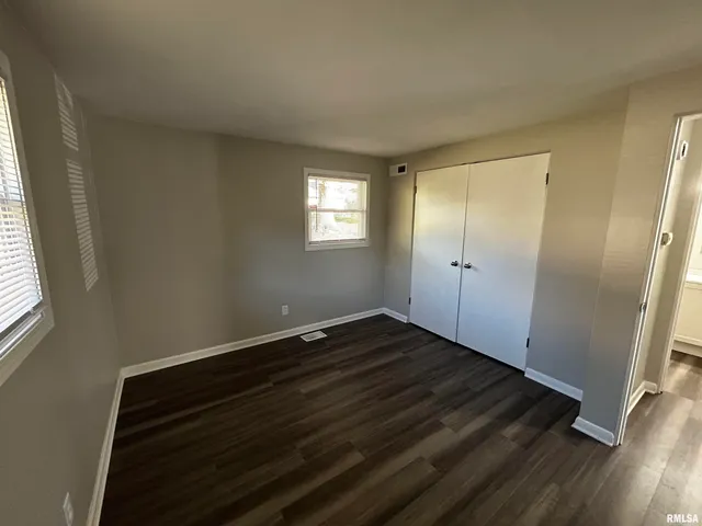 $1,199 | 2819 West Westport Road, Peoria, IL 61615