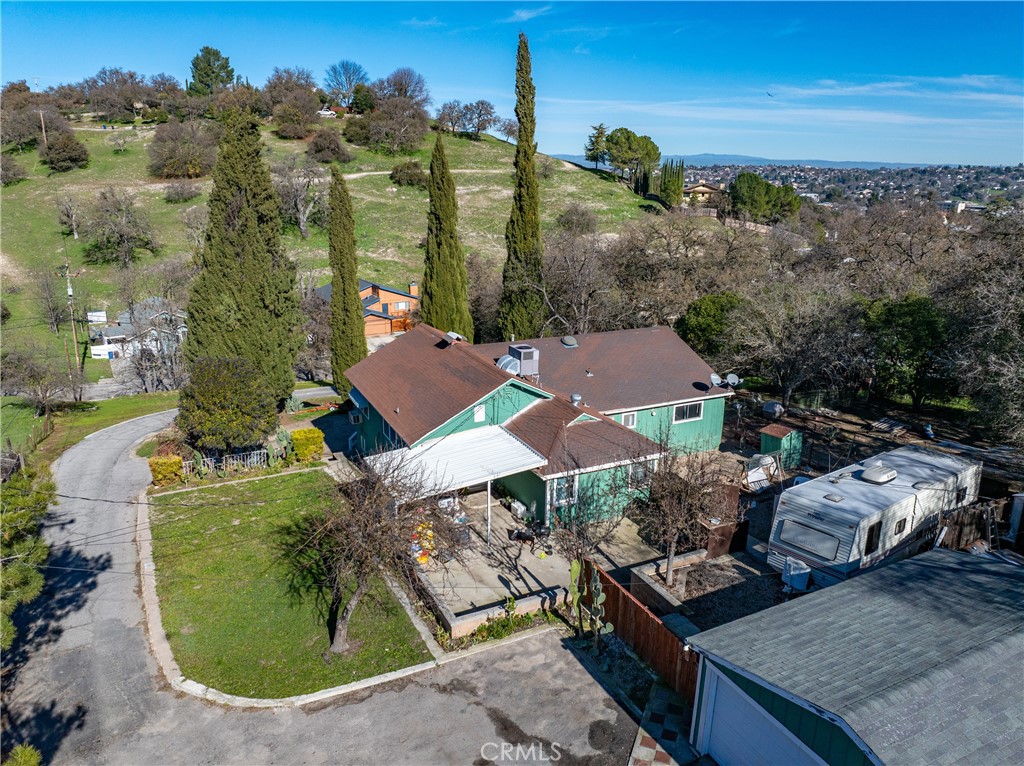 170 Pacific Avenue Paso Robles, CA 93446 - Photo 11 of 34 an aerial view of multiple house