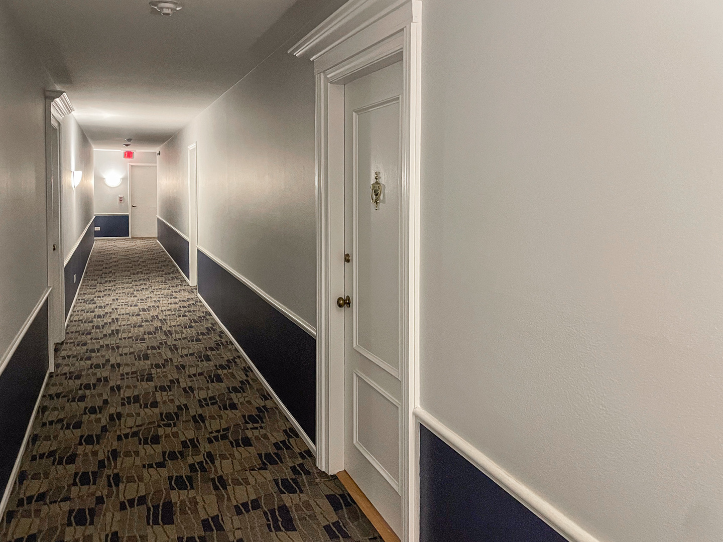 2411 South Goebbert Road, Unit 206 Arlington Heights, IL 60005 - Photo 29 of 33 Gallery Image 29