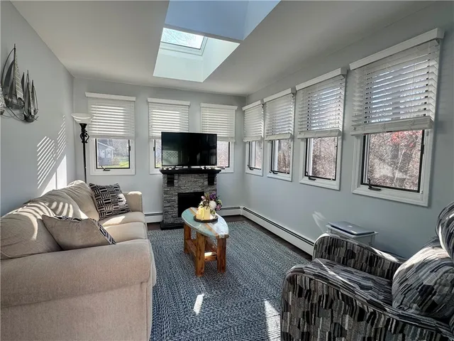 $2,800 | 10 Parsley Lane, Narragansett, RI 02874