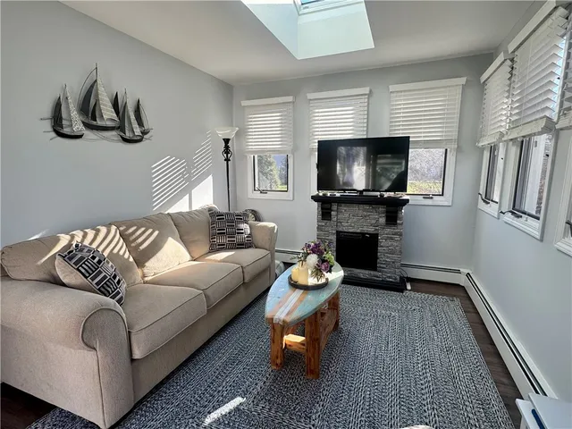 $2,800 | 10 Parsley Lane, Narragansett, RI 02874