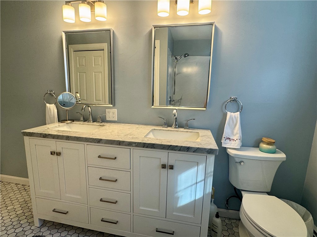 10 Parsley Lane Narragansett, RI 02874 - Photo 23 of 32 Double sinks in the vanity