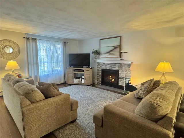 $2,800 | 10 Parsley Lane, Narragansett, RI 02874