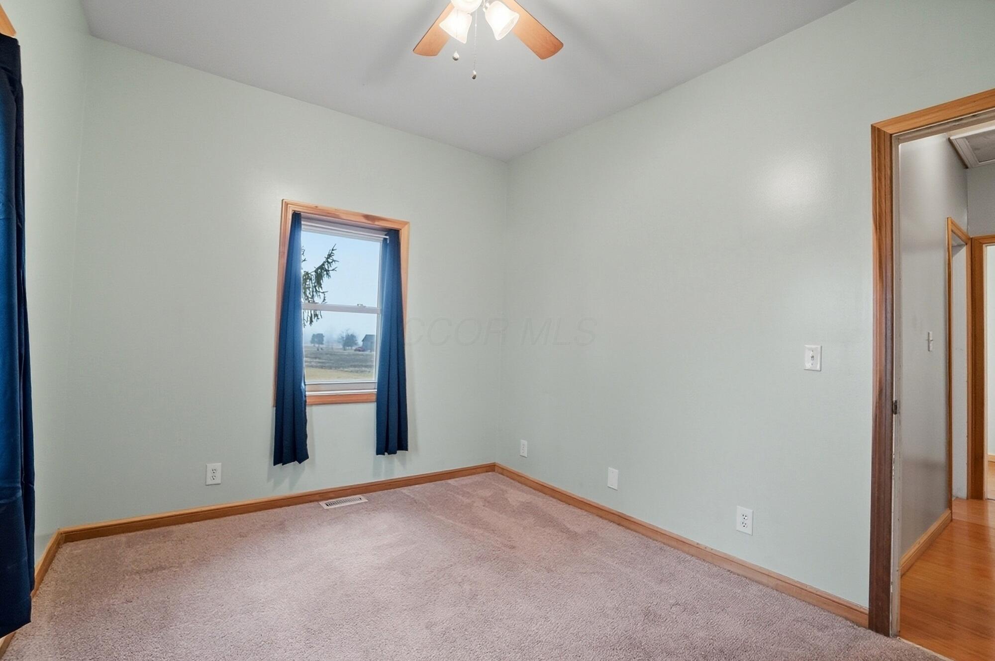 4840 Tschopp Road Northeast Lancaster, OH 43130 - Photo 30 of 58 Bedroom 2 - 4840 Tschopp Road NE, Lancaster, OH 43130