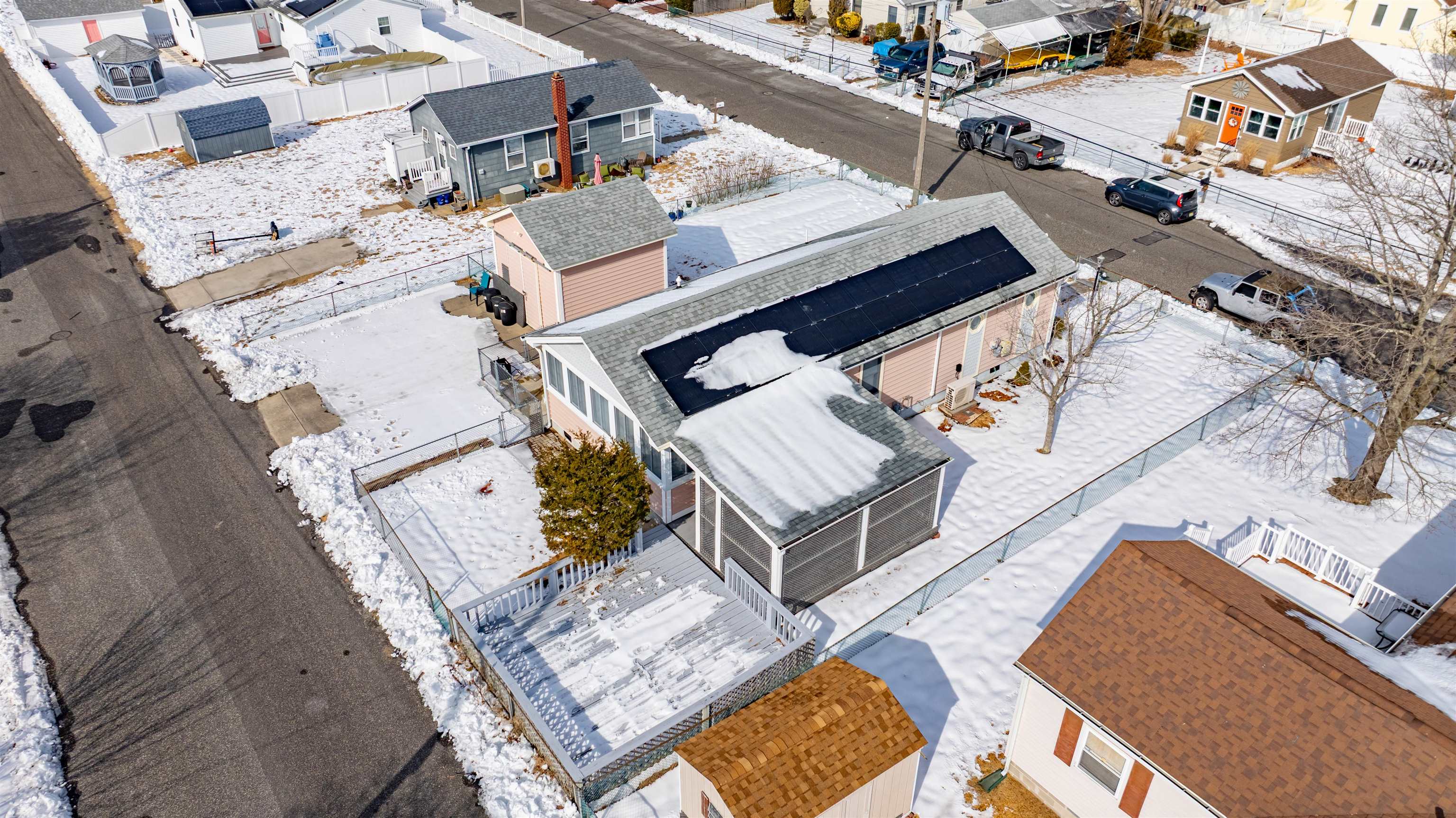 48 Spruce Avenue Villas, NJ 08251 - Photo 33 of 37 an aerial view of a house with pool and patio