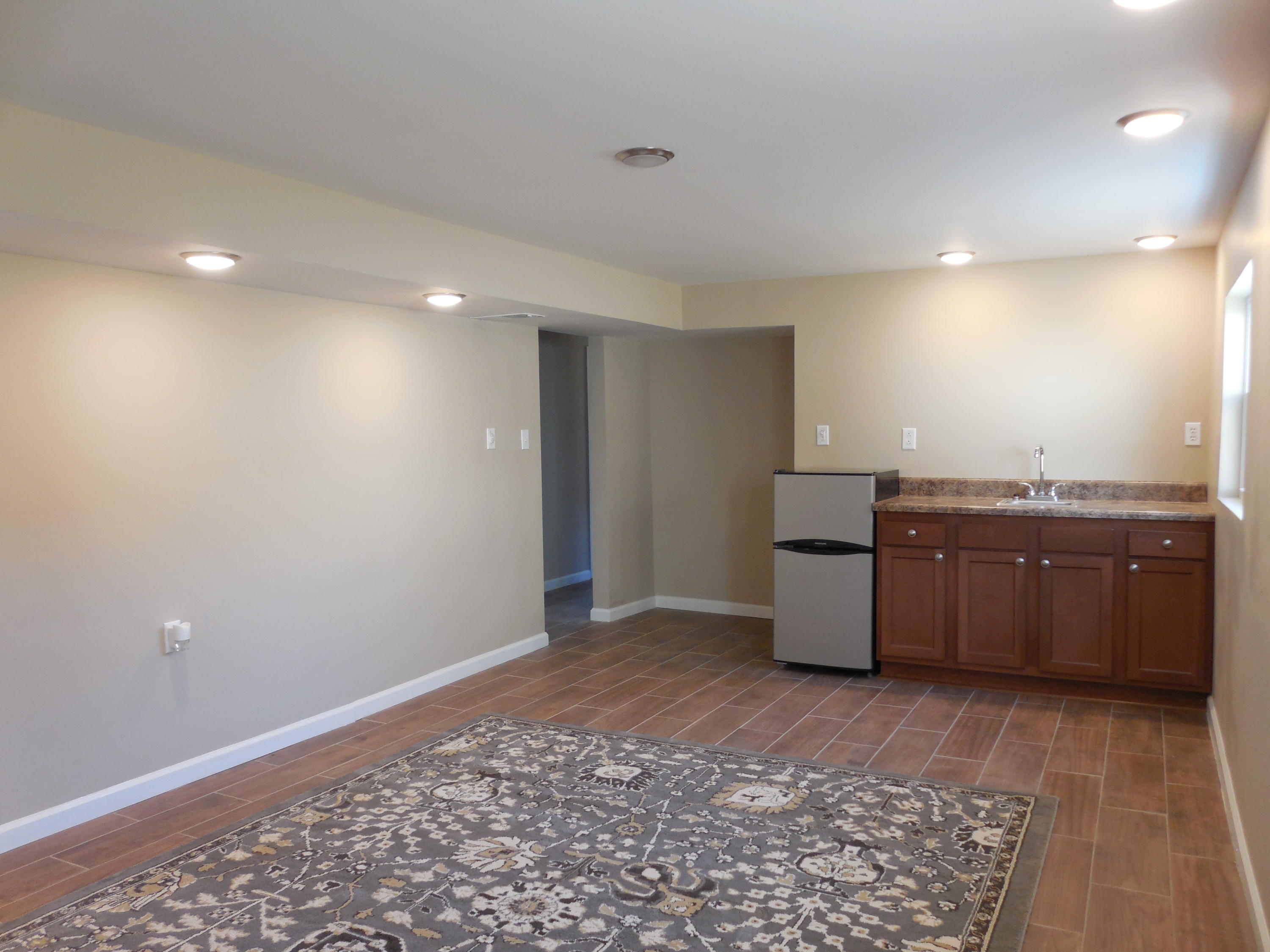 712 Ramada Road Vinton, VA 24179 - Photo 22 of 29 a large bathroom with a sink and a vanity