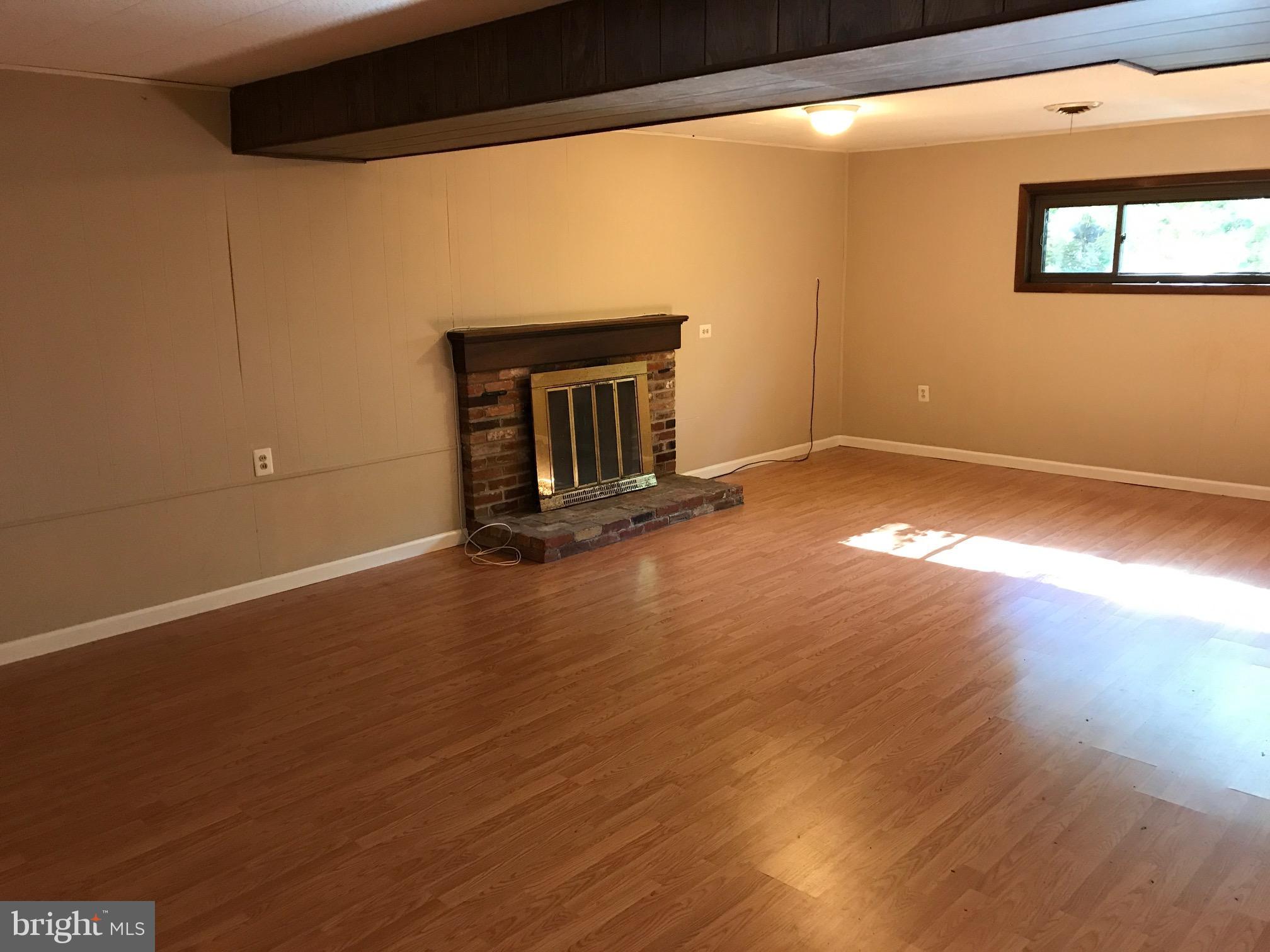 2333 Barbour Road Falls Church, VA 22043 - Photo 6 of 8 Family Room