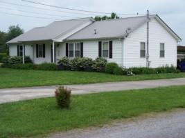 193 Hawkins Road Smithville, TN 37166 - Photo 1 of 5 Gallery Image 1