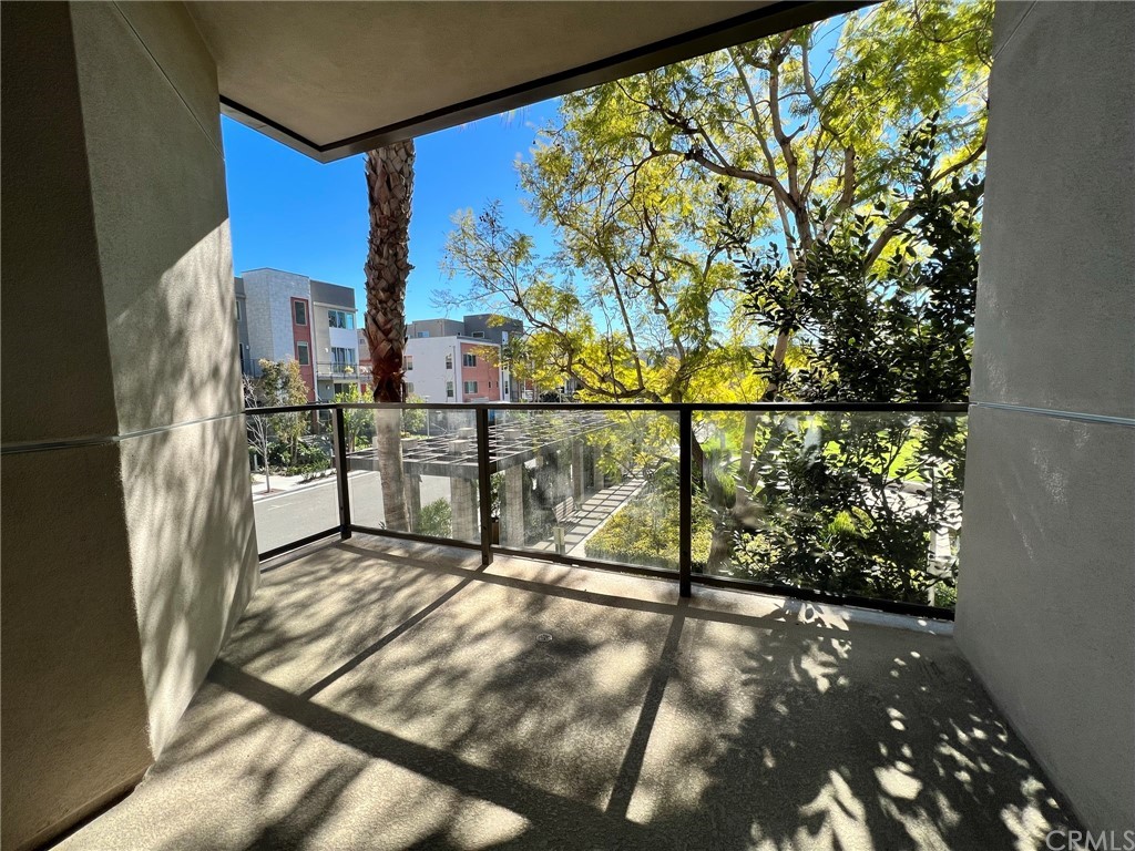 402 Rockefeller, Unit 212 Irvine, CA 92612 - Photo 17 of 27 a view of a balcony