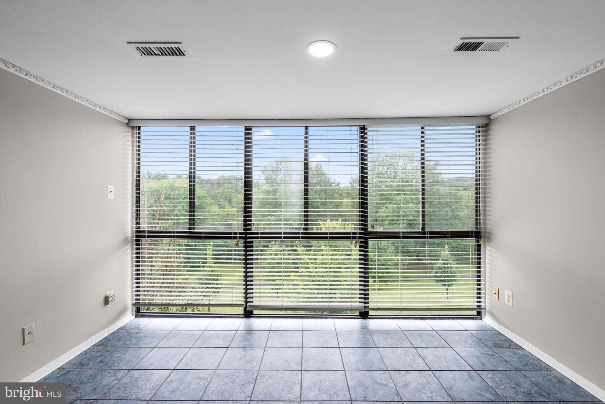 10104 Little Pond Place, Unit 5 Montgomery Village, MD 20886 - Photo 2 of 34