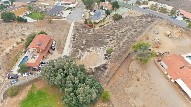 a close up of a white shower