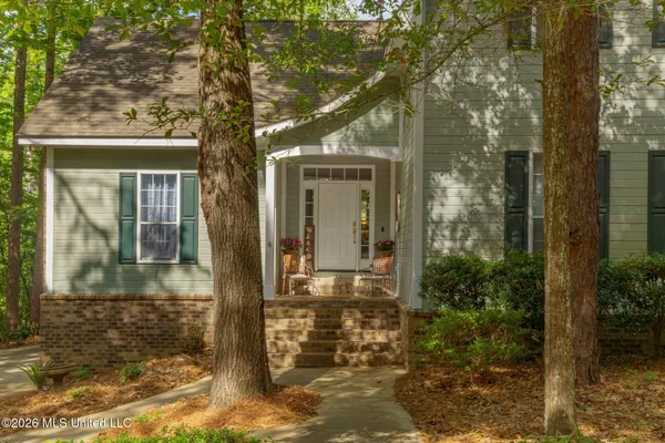 $350,000 | 123 Dogwood Drive, Hattiesburg, MS 39402