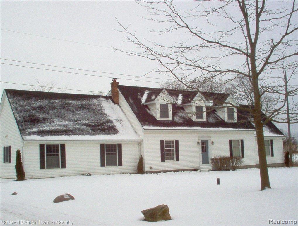 1111 South Kern Road Fowlerville, MI 48836 - Photo 2 of 5 Kern Rd 005
