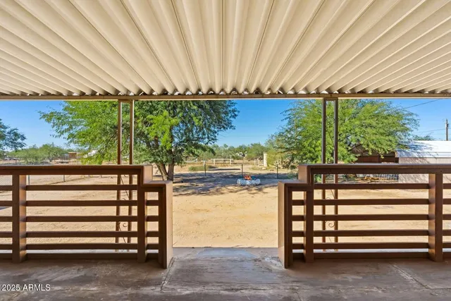 a view of an entryway