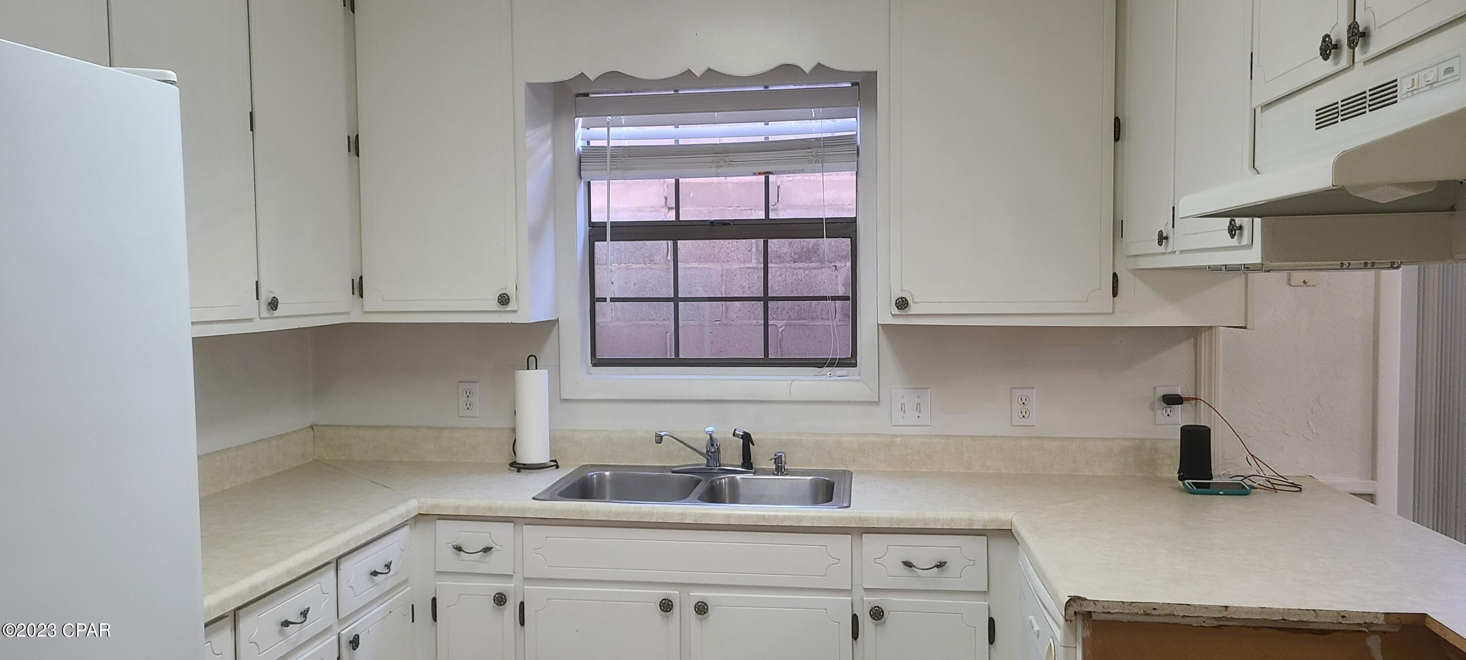 22408 Front Beach Road, Unit B Panama City Beach, FL 32413 - Photo 3 of 19 Gallery Image 3
