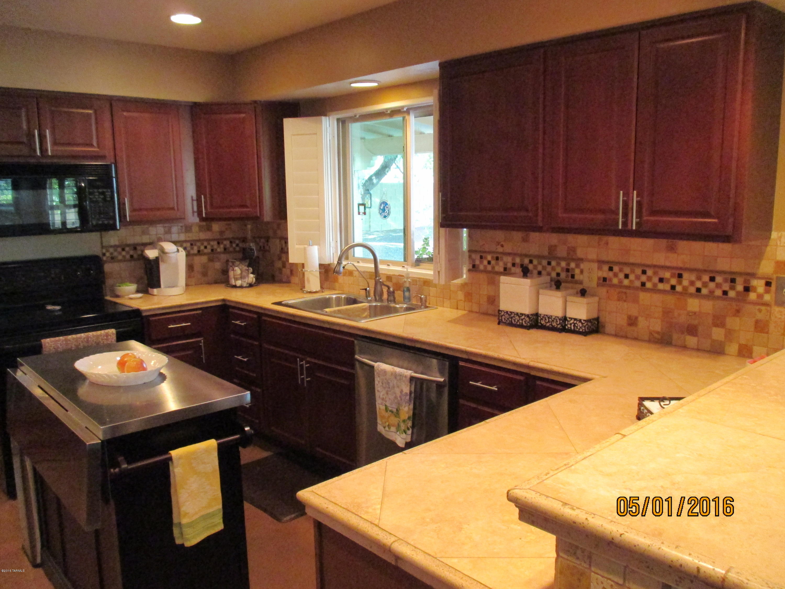 11580 North Copper Spring Trail Oro Valley, AZ 85737 - Photo 17 of 28