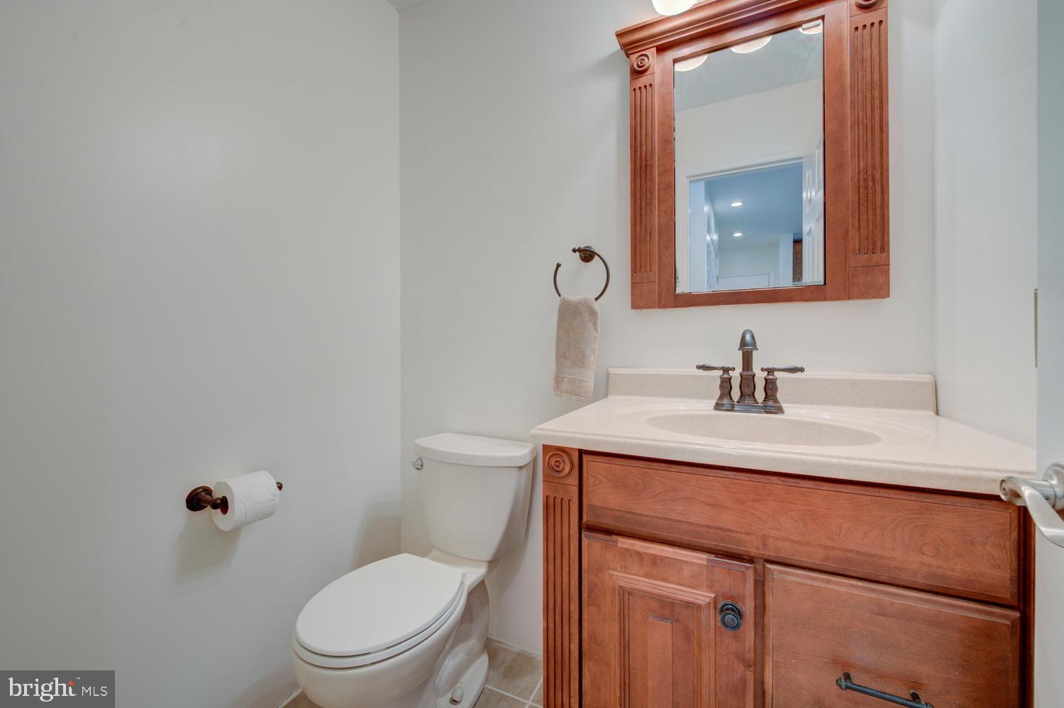 54 Washington Way Tabernacle, NJ 08088 - Photo 16 of 42 Updated Powder Room