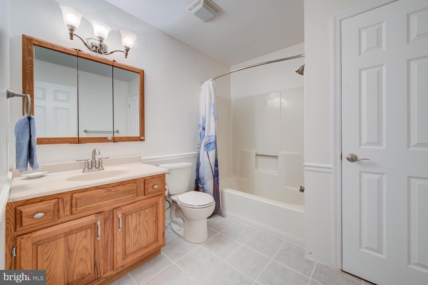 54 Washington Way Tabernacle, NJ 08088 - Photo 24 of 42 Hall Bathroom
