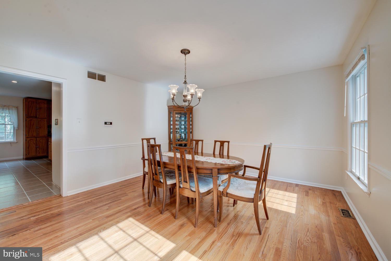 54 Washington Way Tabernacle, NJ 08088 - Photo 6 of 42 Dining Room