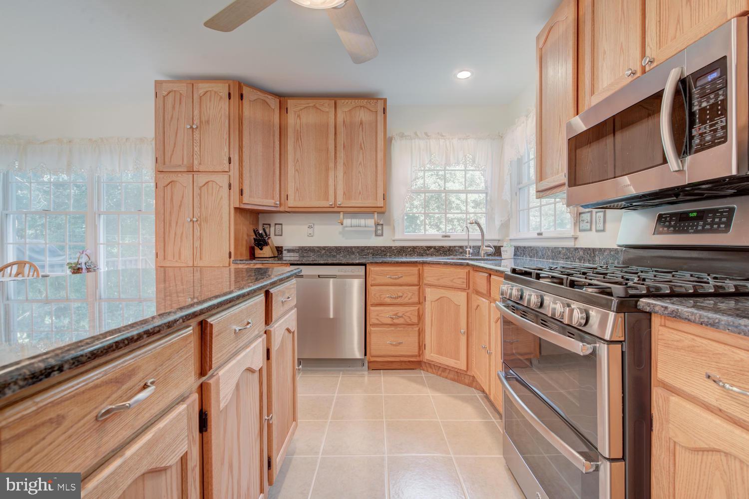 54 Washington Way Tabernacle, NJ 08088 - Photo 9 of 42 Kitchen