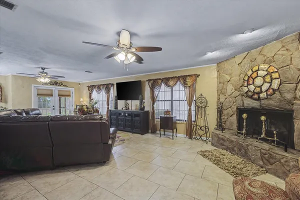 $260,000 | 3925 Wiggington Road, Tallahassee, FL 32303