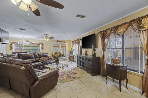 $260,000 | 3925 Wiggington Road, Tallahassee, FL 32303
