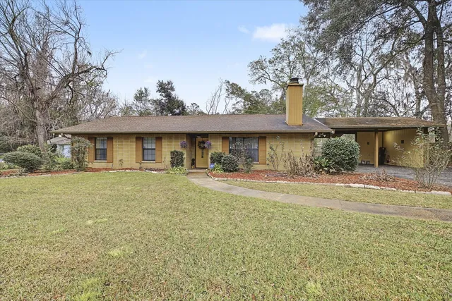 $262,000 | 3925 Wiggington Road, Tallahassee, FL 32303