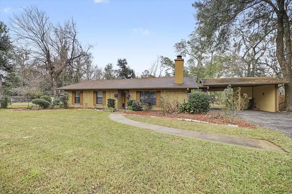 $260,000 | 3925 Wiggington Road, Tallahassee, FL 32303