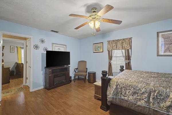 $260,000 | 3925 Wiggington Road, Tallahassee, FL 32303