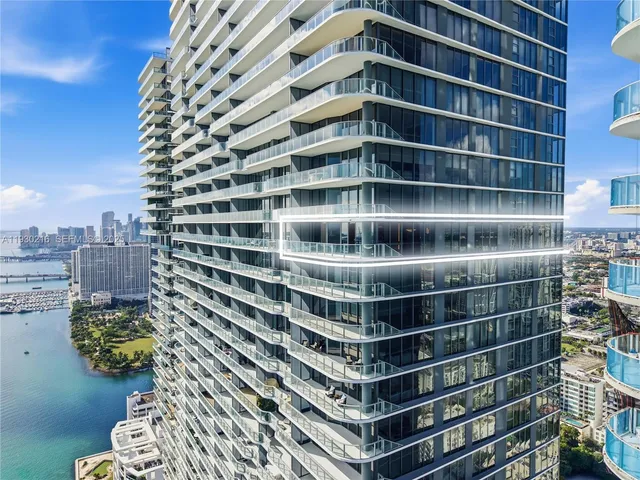 $3,289,000 | 700 Northeast 24th Street, Unit 4801, Miami, FL 33137
