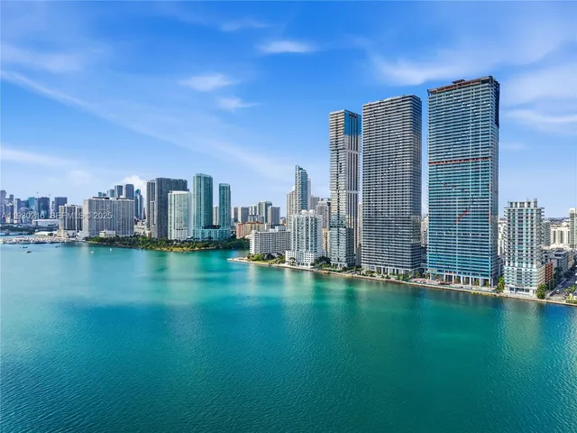 $3,289,000 | 700 Northeast 24th Street, Unit 4801, Miami, FL 33137