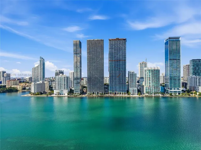 $3,289,000 | 700 Northeast 24th Street, Unit 4801, Miami, FL 33137