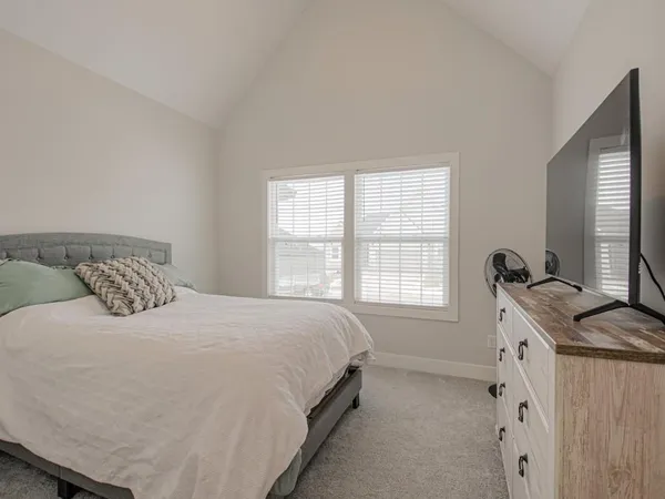 $462,900 | 807 Northeast Algonquin Street, Unit B, Lee's Summit, MO 64064