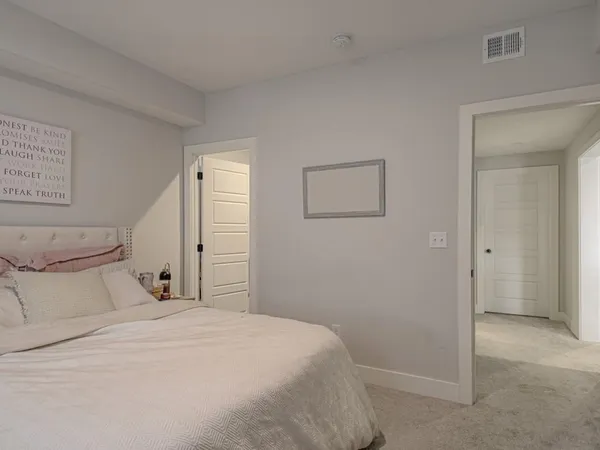 $462,900 | 807 Northeast Algonquin Street, Unit B, Lee's Summit, MO 64064